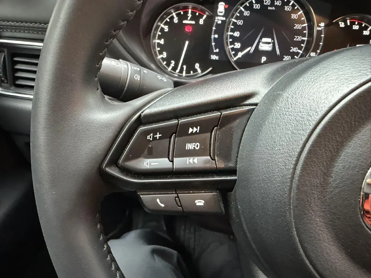 2022 MAXUS XinTu V90 2.0T 150HP L4 6AT,autocango,china used car exporter,china ev exporter,chinese used car exporter,chinese used ev exporter