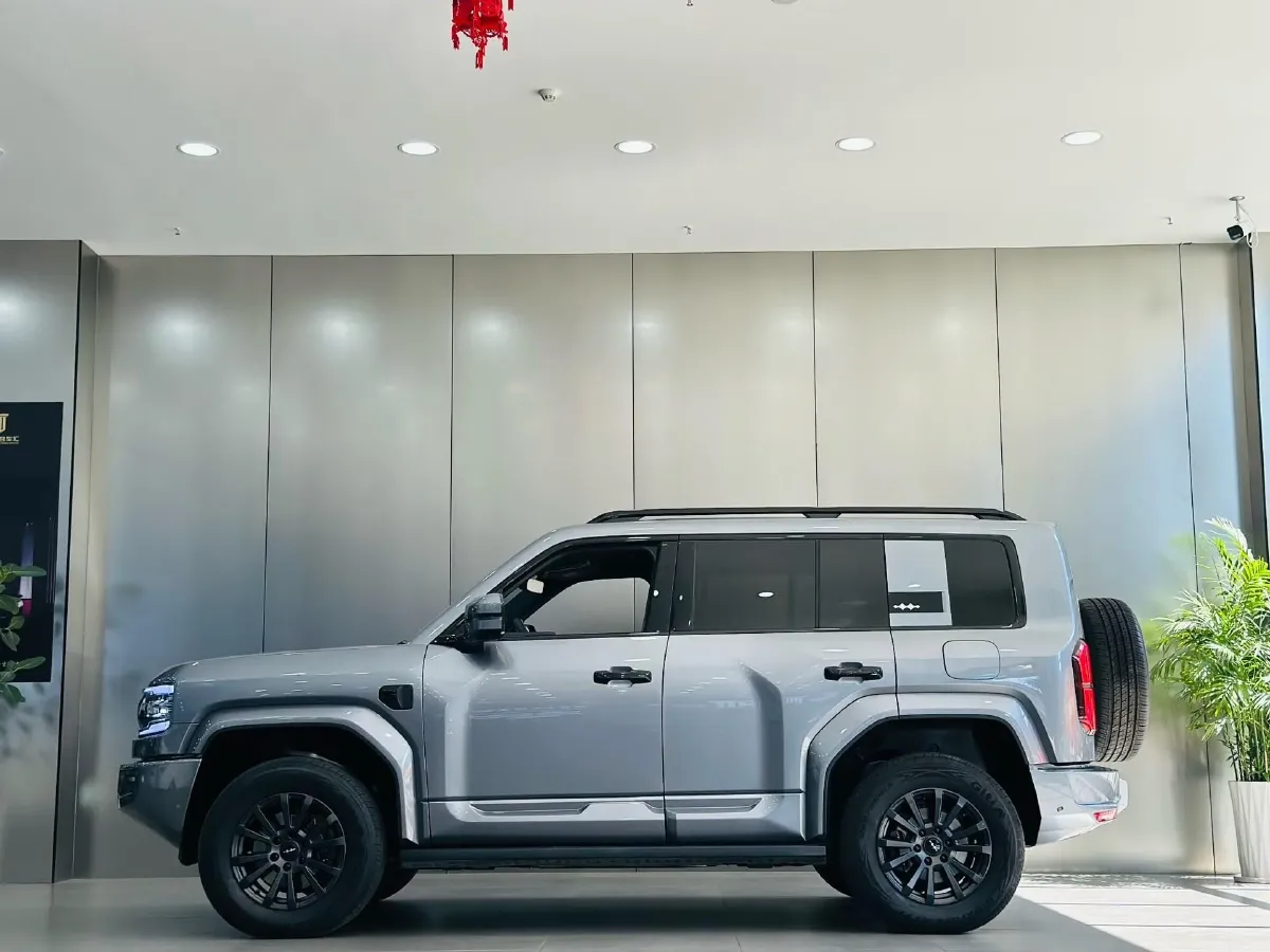 2025 FangChengBao Bao 5 1.5T 194HP L4 E-CVT PHEV 31.8KWH,autocango,china used car exporter,china ev exporter,chinese used car exporter,chinese used ev exporter