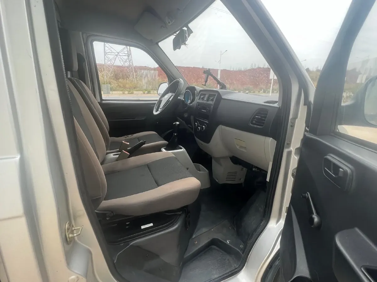 2019 Karry YouJin 1.5L 116HP L4 5MT,autocango,china used car exporter,china ev exporter,chinese used car exporter,chinese used ev exporter