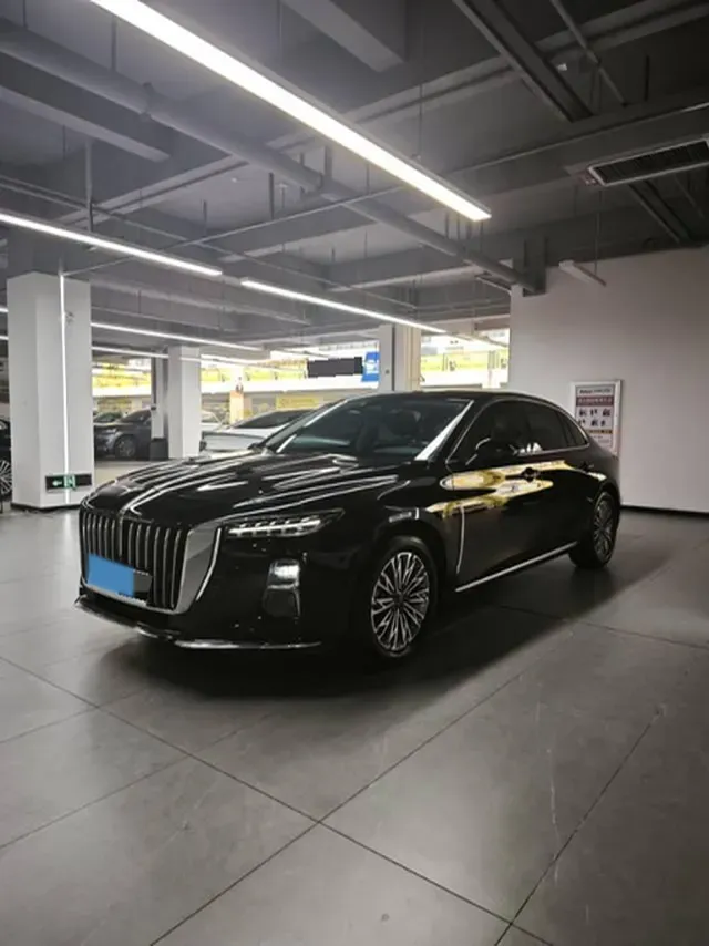 2023 HongQi H5 2.0T 224HP L4 8AT,autocango,china used car exporter,china ev exporter,chinese used car exporter,chinese used ev exporter