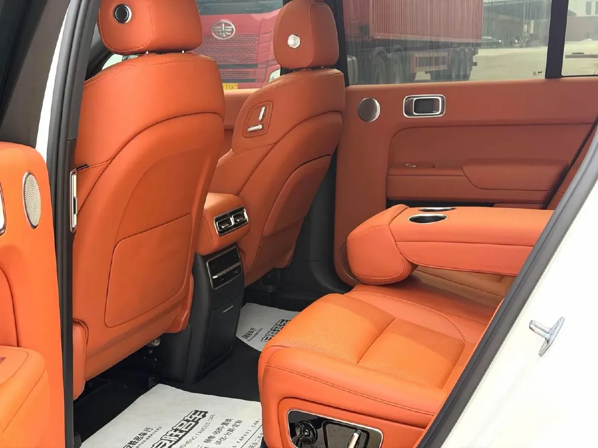 2023 Li L7 Range Extended 154HP REEV 40.9KWH,autocango,china used car exporter,china ev exporter,chinese used car exporter,chinese used ev exporter