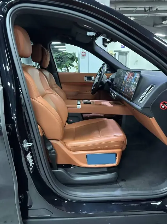 2022 Li L9 Range Extended 154HP REEV 42.6KWH,autocango,china used car exporter,china ev exporter,chinese used car exporter,chinese used ev exporter