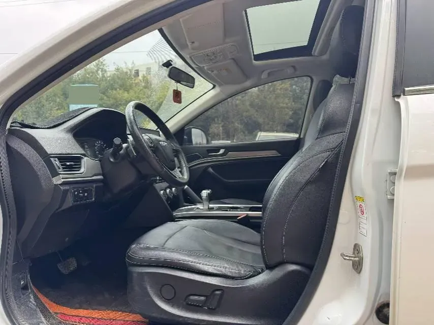 2019 Haval H6 1.5T 150HP L4 7DCT,autocango,china used car exporter,china ev exporter,chinese used car exporter,chinese used ev exporter