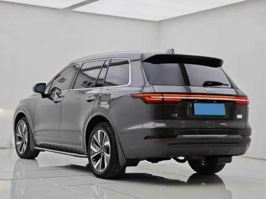 2021 Li ONE Range Extended 131HP REEV 40.5KWH,autocango,china used car exporter,china ev exporter,chinese used car exporter,chinese used ev exporter