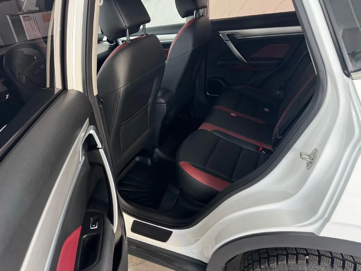 2021 Geely Coolray 1.4T 141HP L4 6DCT,autocango,china used car exporter,china ev exporter,chinese used car exporter,chinese used ev exporter