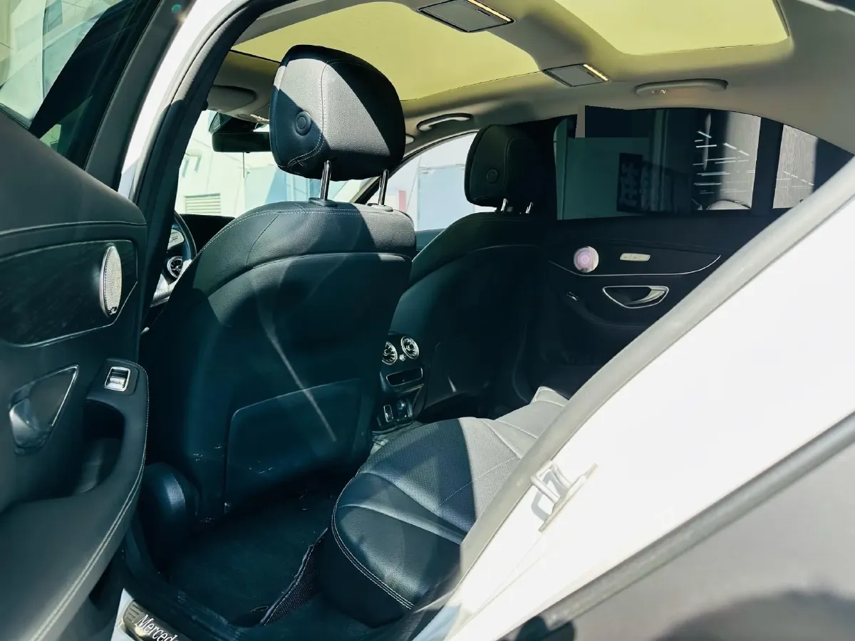 2021 Mercedes-Benz C Class 1.5T 184HP L4 9AT,autocango,china used car exporter,china ev exporter,chinese used car exporter,chinese used ev exporter