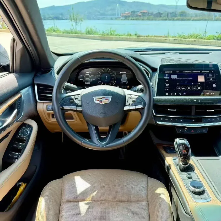 2023 Cadillac CT5 2.0T 237HP L4 10AT,autocango,china used car exporter,china ev exporter,chinese used car exporter,chinese used ev exporter