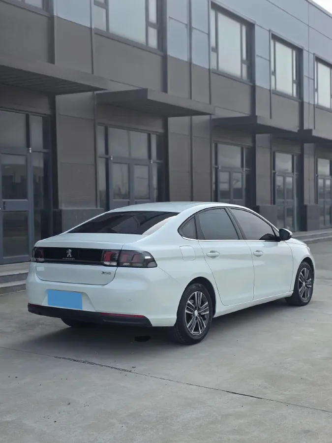 2016 Peugeot 308 1.6L 117HP L4 6AT,autocango,china used car exporter,china ev exporter,chinese used car exporter,chinese used ev exporter