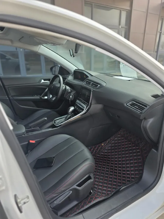 2016 Peugeot 308 1.6L 117HP L4 6AT,autocango,china used car exporter,china ev exporter,chinese used car exporter,chinese used ev exporter