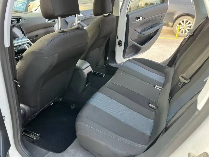 2018 Peugeot 308 1.6L 117HP L4 6AT,autocango,china used car exporter,china ev exporter,chinese used car exporter,chinese used ev exporter