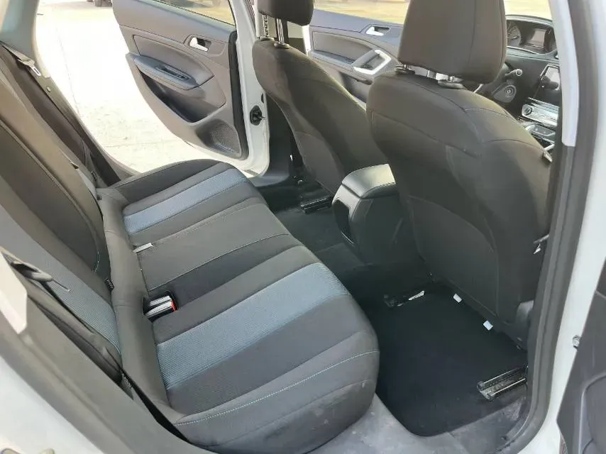 2018 Peugeot 308 1.6L 117HP L4 6AT,autocango,china used car exporter,china ev exporter,chinese used car exporter,chinese used ev exporter