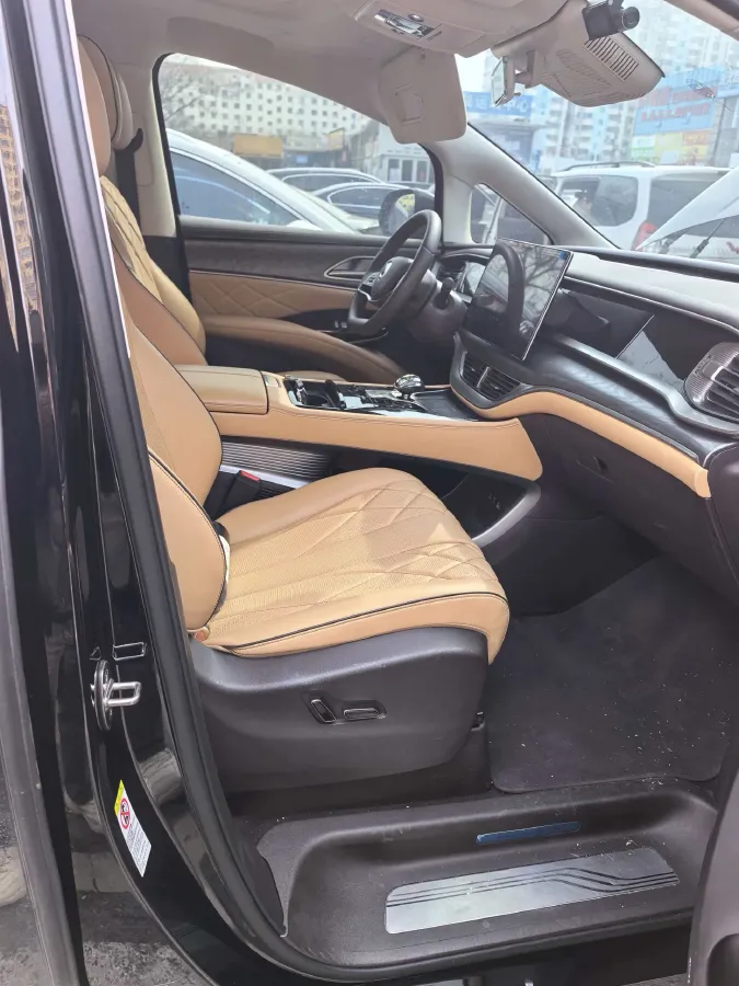 2024 Denza D9 1.5T 139HP L4 E-CVT PHEV 20.39KWH,autocango,china used car exporter,china ev exporter,chinese used car exporter,chinese used ev exporter