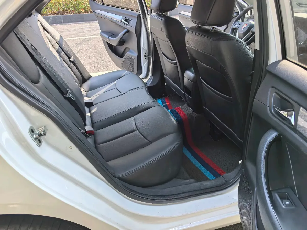 2018 Roewe 360 1.5L 116HP L4 4AT,autocango,china used car exporter,china ev exporter,chinese used car exporter,chinese used ev exporter