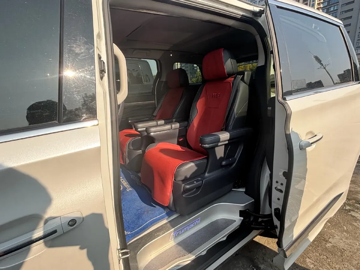 2023 GAC Trumpchi M8 2.0T 252HP L4 8AT,autocango,china used car exporter,china ev exporter,chinese used car exporter,chinese used ev exporter