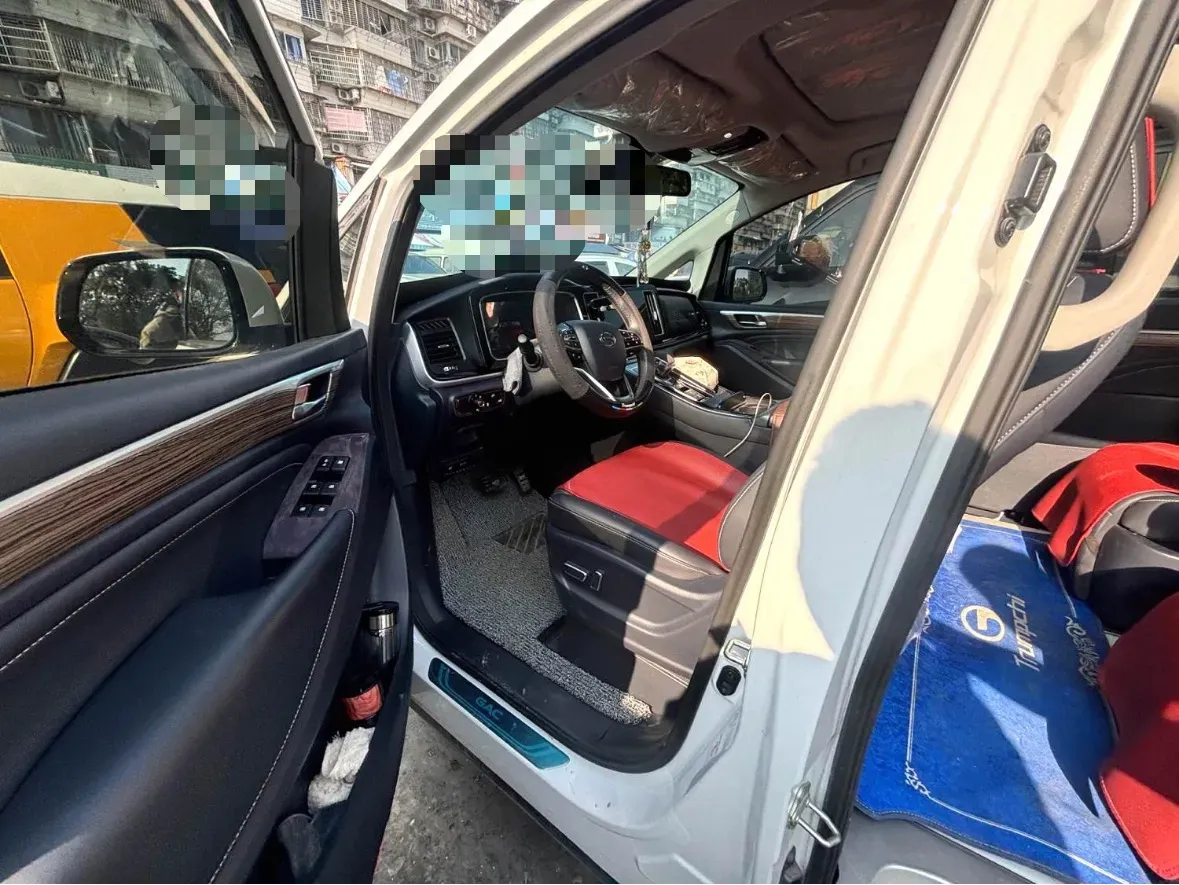 2023 GAC Trumpchi M8 2.0T 252HP L4 8AT,autocango,china used car exporter,china ev exporter,chinese used car exporter,chinese used ev exporter