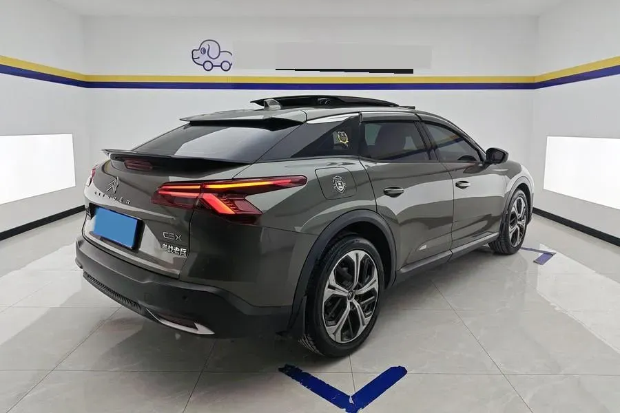 2022 Citroen C5 X 1.6T 175HP L4 8AT,autocango,china used car exporter,china ev exporter,chinese used car exporter,chinese used ev exporter