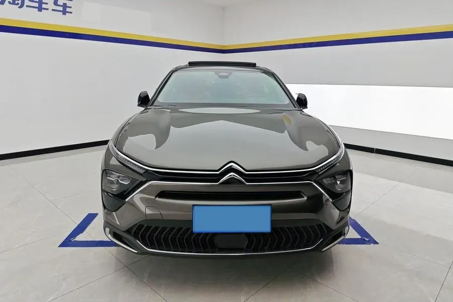 2022 Citroen C5 X 1.6T 175HP L4 8AT,autocango,china used car exporter,china ev exporter,chinese used car exporter,chinese used ev exporter