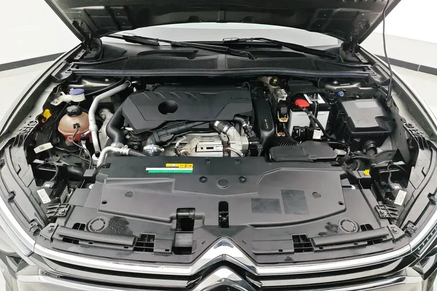 2022 Citroen C5 X 1.6T 175HP L4 8AT,autocango,china used car exporter,china ev exporter,chinese used car exporter,chinese used ev exporter