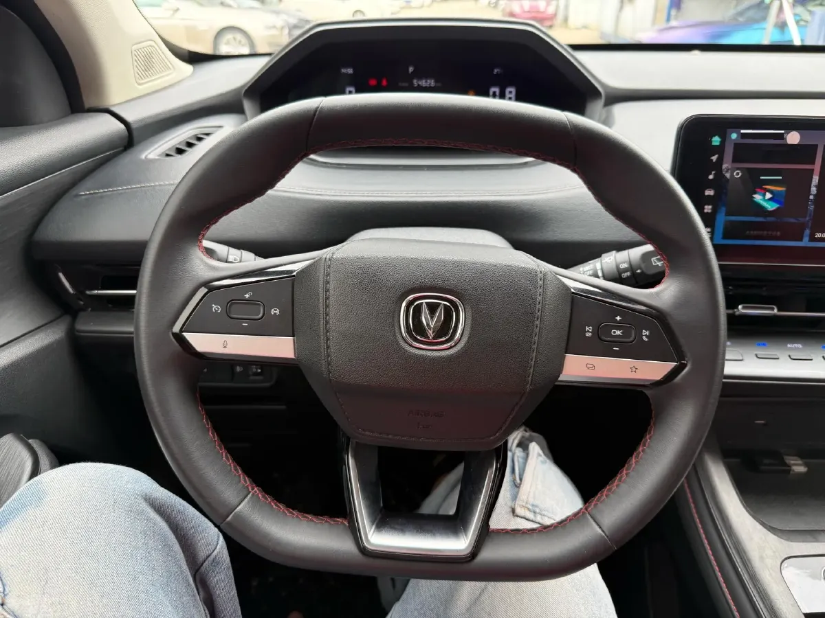 2022 ChangAn CS55 Plus 1.5T 180HP L4 7DCT,autocango,china used car exporter,china ev exporter,chinese used car exporter,chinese used ev exporter