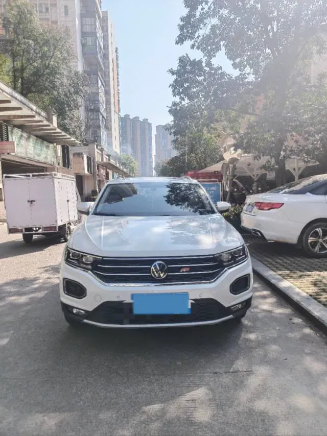 2022 Volkswagen T-Roc 1.4T 150HP L4 7DCT,autocango,china used car exporter,china ev exporter,chinese used car exporter,chinese used ev exporter