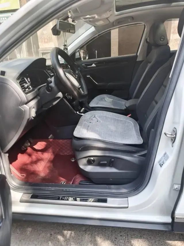 2022 Volkswagen T-Roc 1.4T 150HP L4 7DCT,autocango,china used car exporter,china ev exporter,chinese used car exporter,chinese used ev exporter