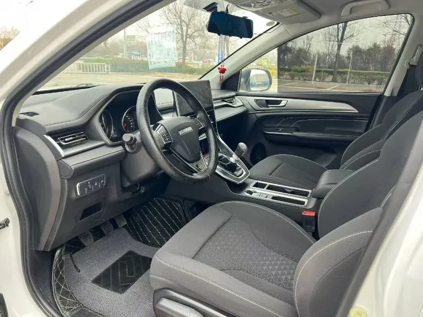 2021 Haval M6 1.5T 150HP L4 6MT,autocango,china used car exporter,china ev exporter,chinese used car exporter,chinese used ev exporter