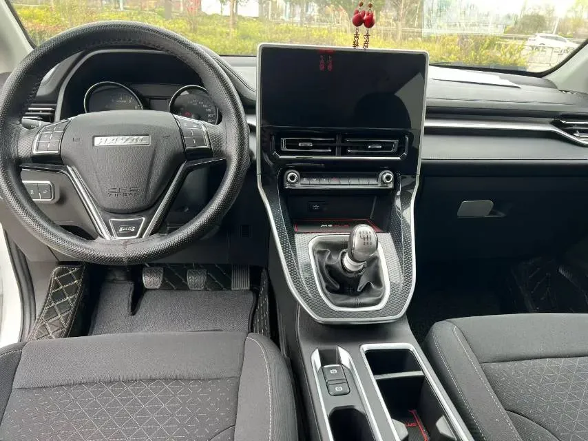 2021 Haval M6 1.5T 150HP L4 6MT,autocango,china used car exporter,china ev exporter,chinese used car exporter,chinese used ev exporter