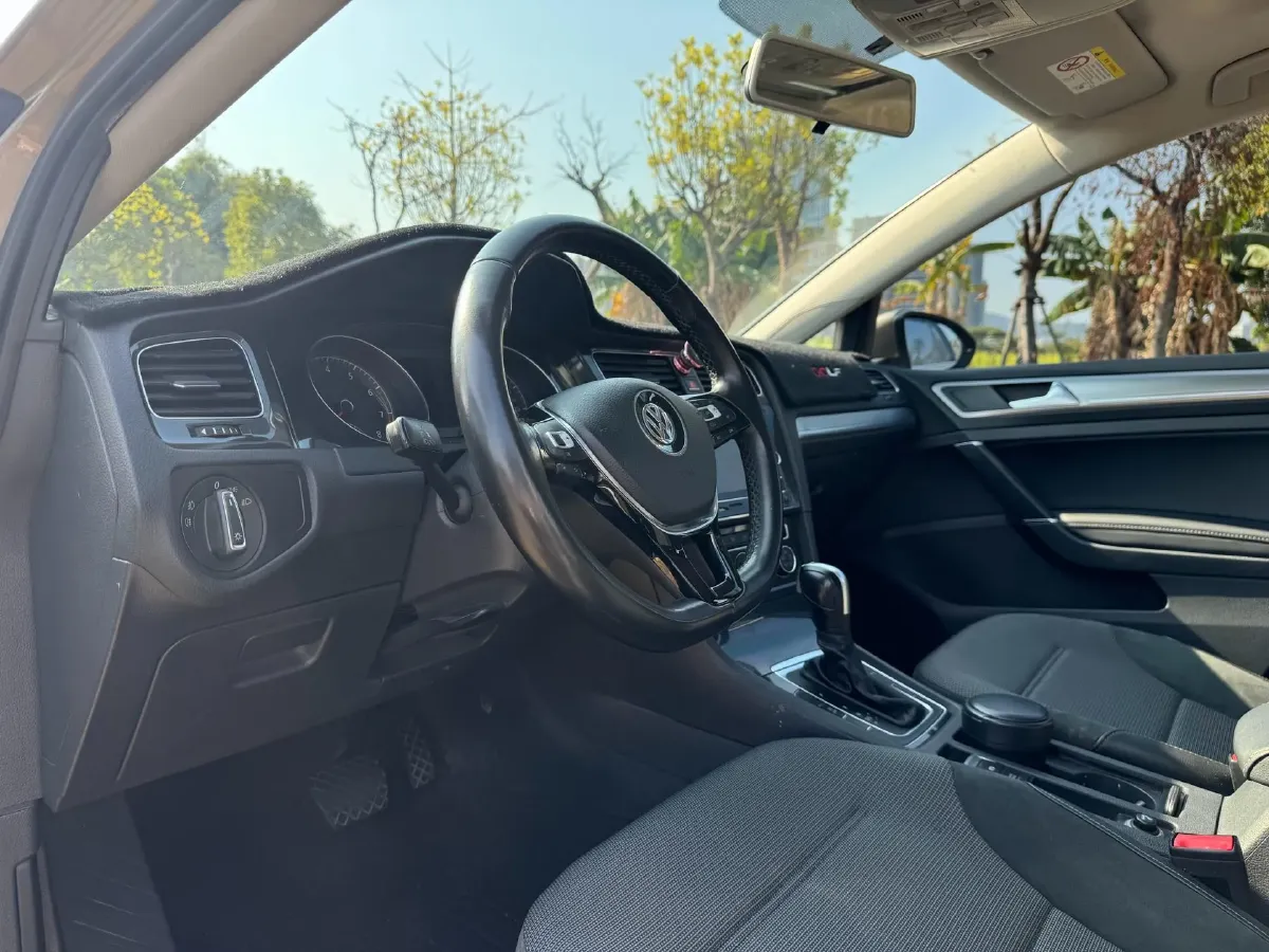 2018 Volkswagen Golf 1.4T 131HP L4 7DCT,autocango,china used car exporter,china ev exporter,chinese used car exporter,chinese used ev exporter