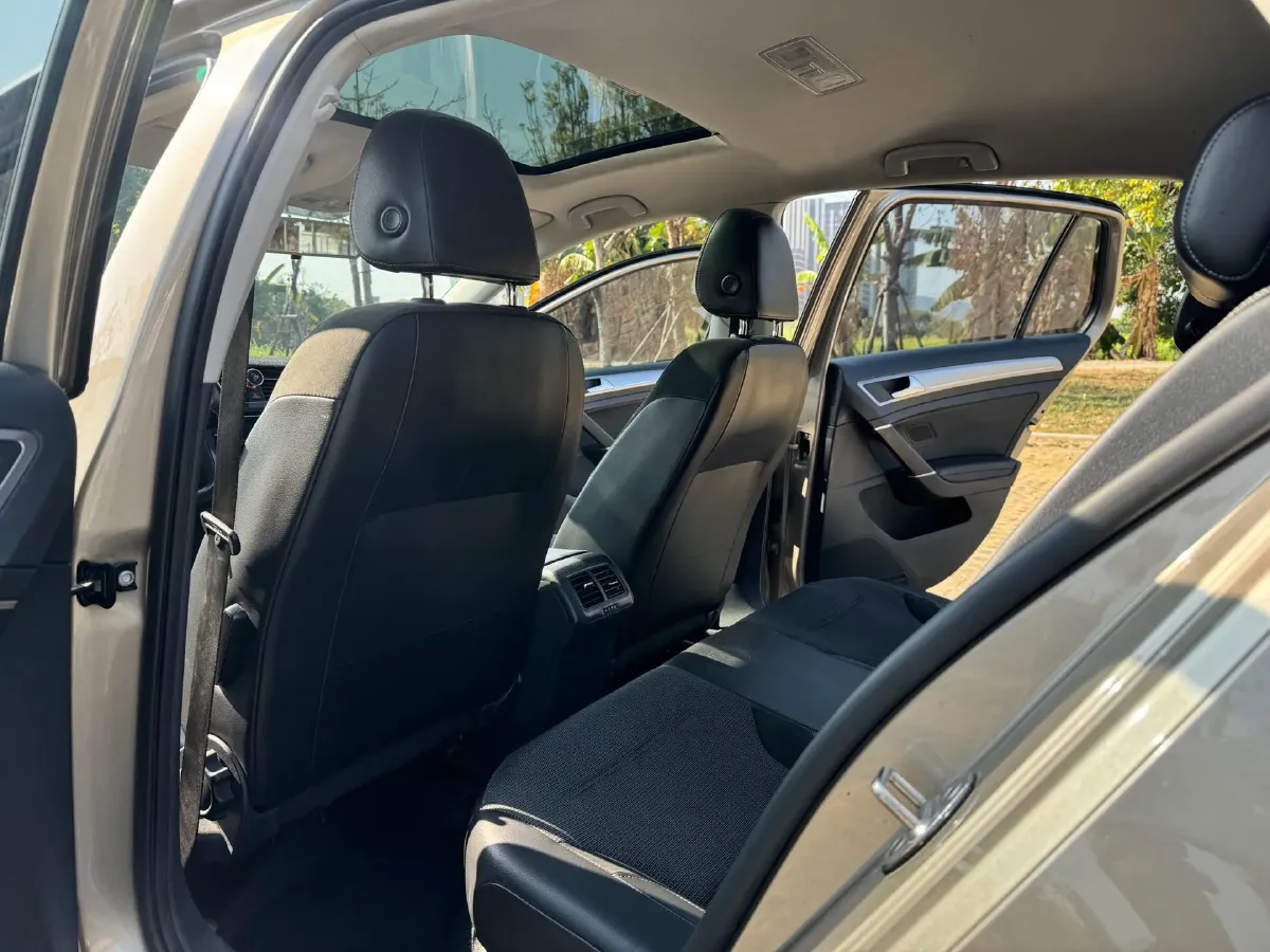 2018 Volkswagen Golf 1.4T 131HP L4 7DCT,autocango,china used car exporter,china ev exporter,chinese used car exporter,chinese used ev exporter