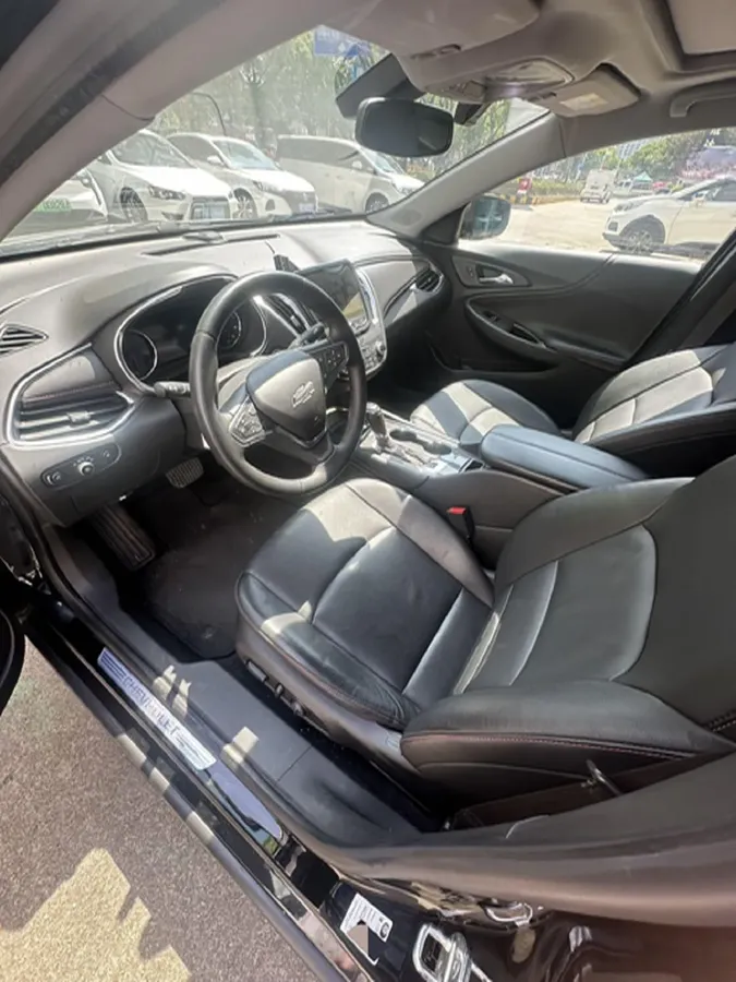 2019 Chevrolet Malibu XL 2.0T 241HP L4 9AT,autocango,china used car exporter,china ev exporter,chinese used car exporter,chinese used ev exporter