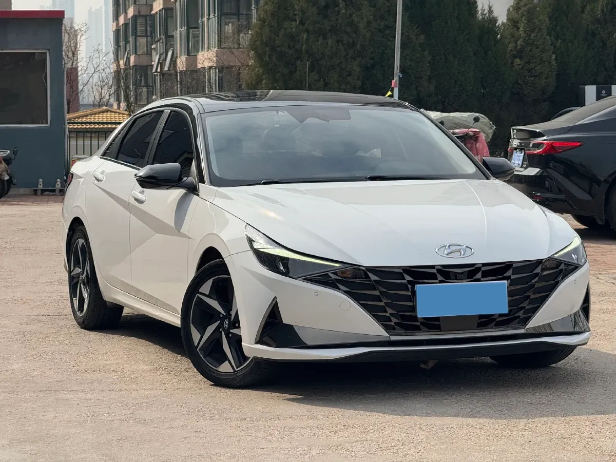 2021 Hyundai Elantra 1.5L 115HP L4 CVT,autocango,china used car exporter,china ev exporter,chinese used car exporter,chinese used ev exporter