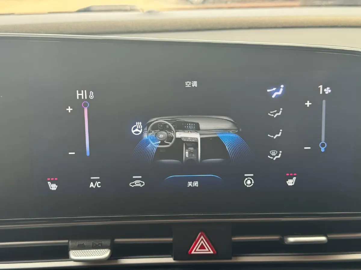 2021 Hyundai Elantra 1.5L 115HP L4 CVT,autocango,china used car exporter,china ev exporter,chinese used car exporter,chinese used ev exporter