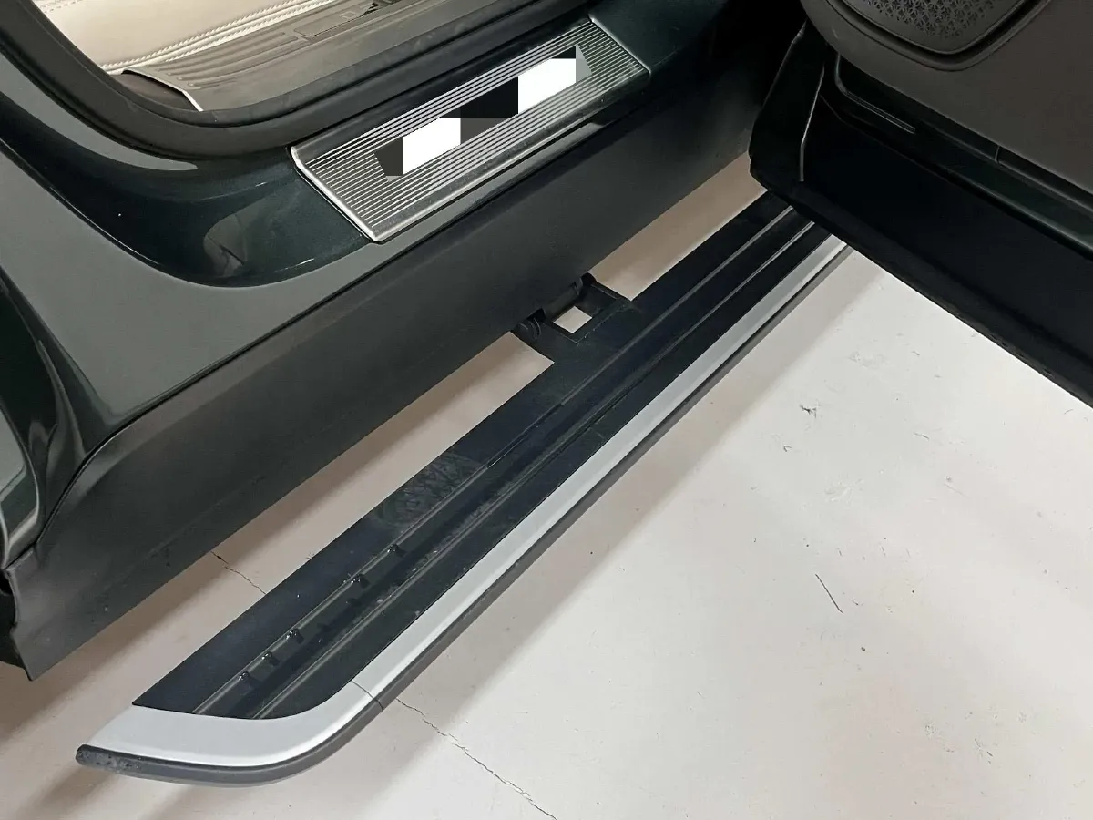 2025 Denza DenzaN9 2.0T 207HP L4 E-CVT PHEV,autocango,china used car exporter,china ev exporter,chinese used car exporter,chinese used ev exporter