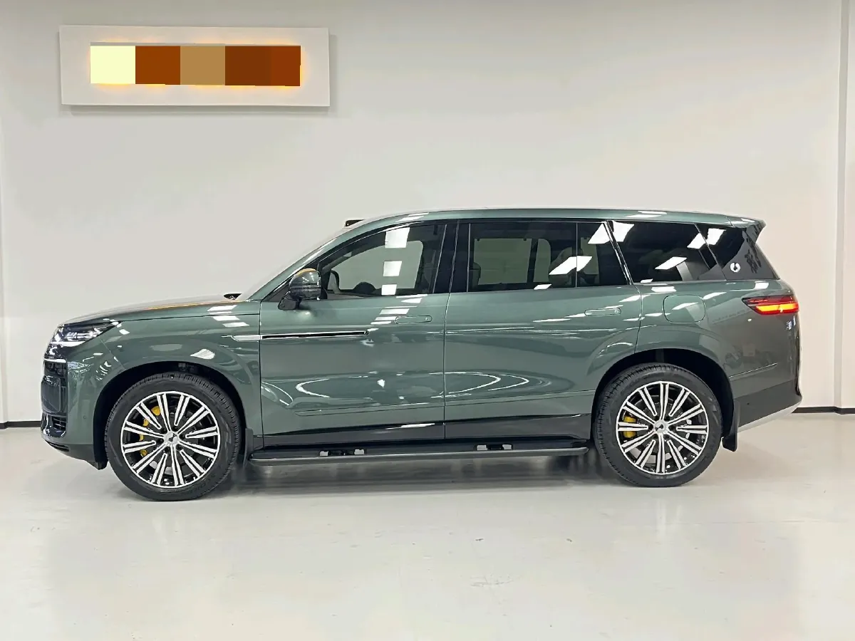 2025 Denza DenzaN9 2.0T 207HP L4 E-CVT PHEV,autocango,china used car exporter,china ev exporter,chinese used car exporter,chinese used ev exporter