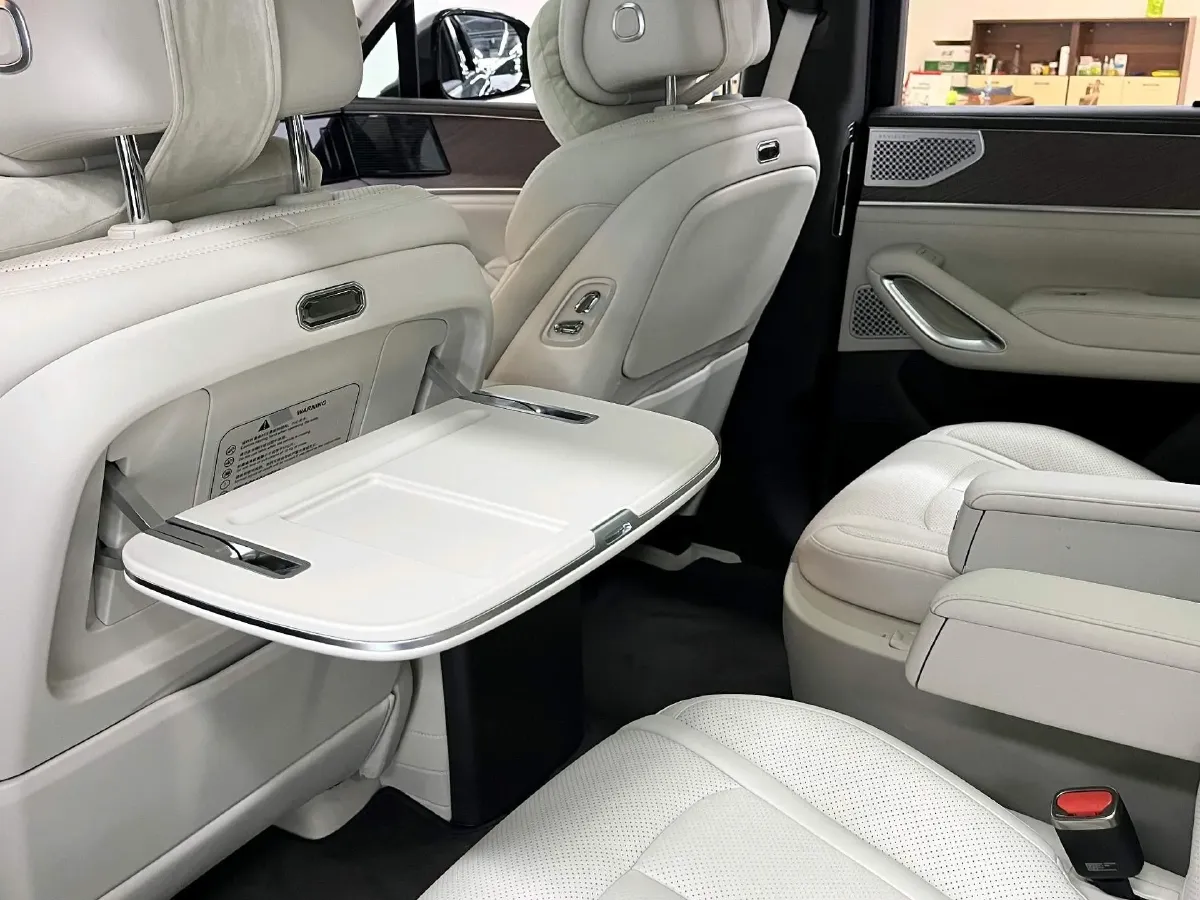 2025 Denza DenzaN9 2.0T 207HP L4 E-CVT PHEV,autocango,china used car exporter,china ev exporter,chinese used car exporter,chinese used ev exporter