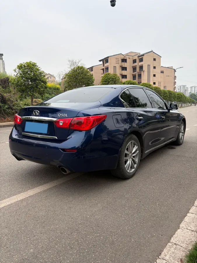 2016 Infiniti Q50L 2.0T 211HP L4 7AT,autocango,china used car exporter,china ev exporter,chinese used car exporter,chinese used ev exporter
