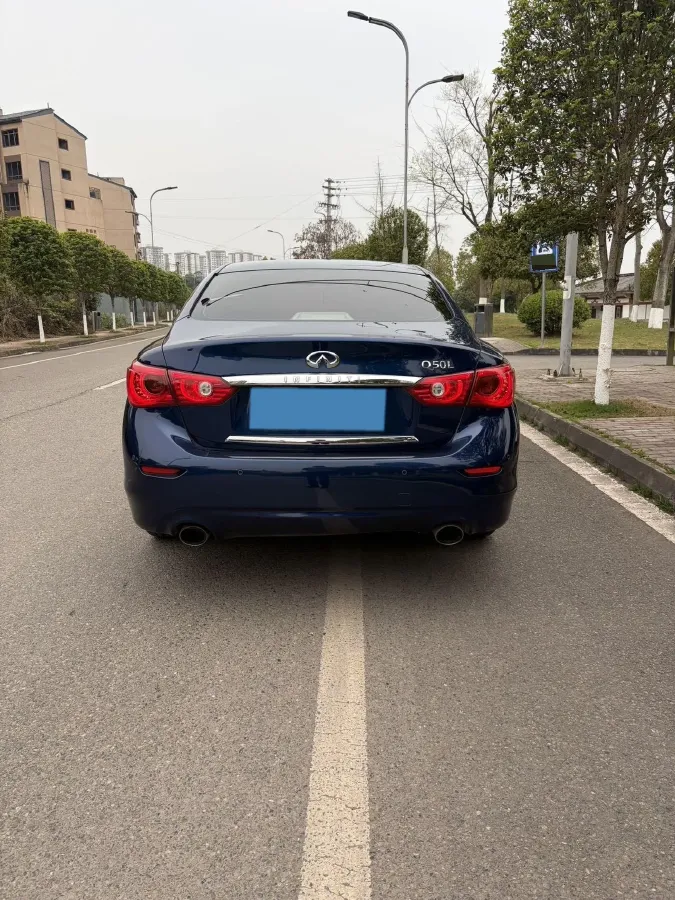 2016 Infiniti Q50L 2.0T 211HP L4 7AT,autocango,china used car exporter,china ev exporter,chinese used car exporter,chinese used ev exporter