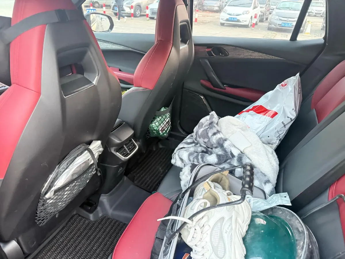 2020 LYNK&CO 06 1.5T 177HP L3 7DCT,autocango,china used car exporter,china ev exporter,chinese used car exporter,chinese used ev exporter