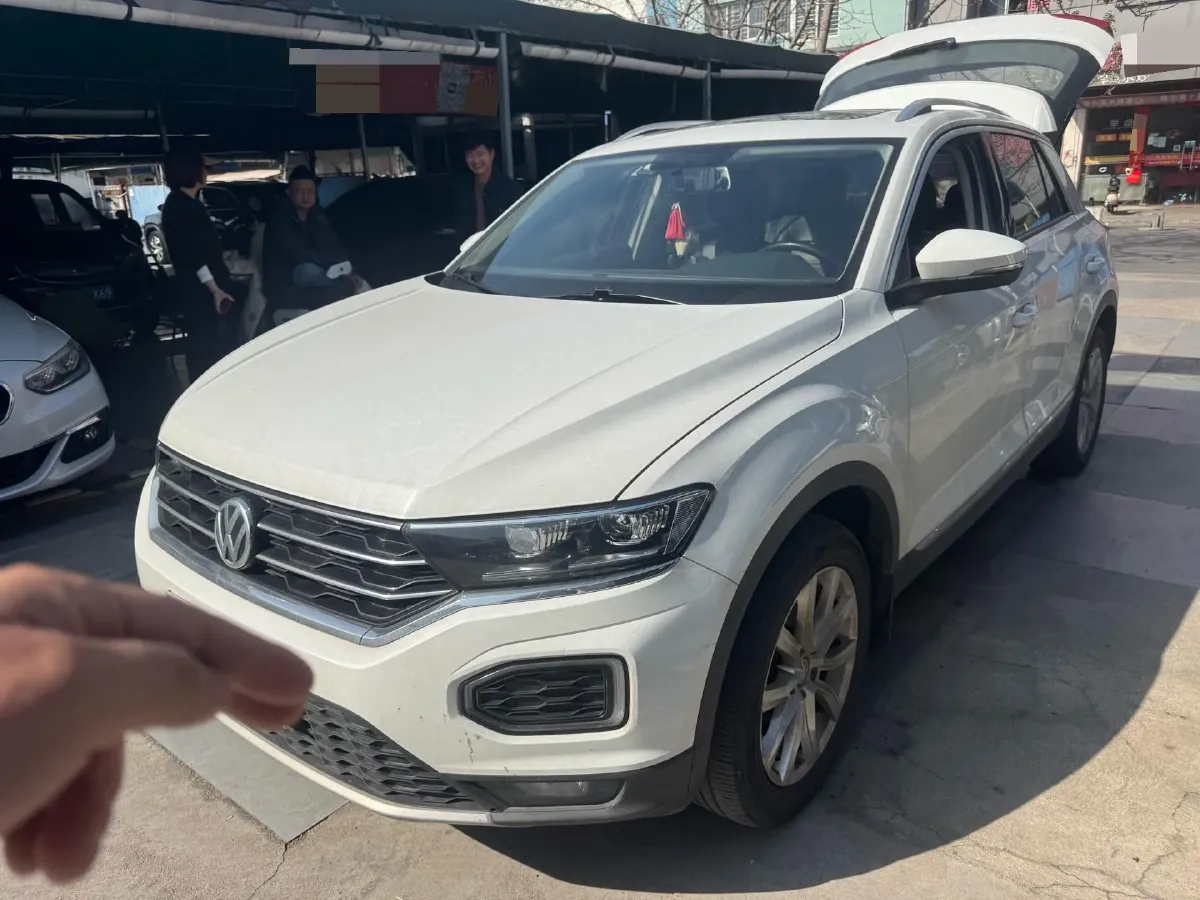 2020 Volkswagen T-Roc 1.4T 150HP L4 7DCT,autocango,china used car exporter,china ev exporter,chinese used car exporter,chinese used ev exporter