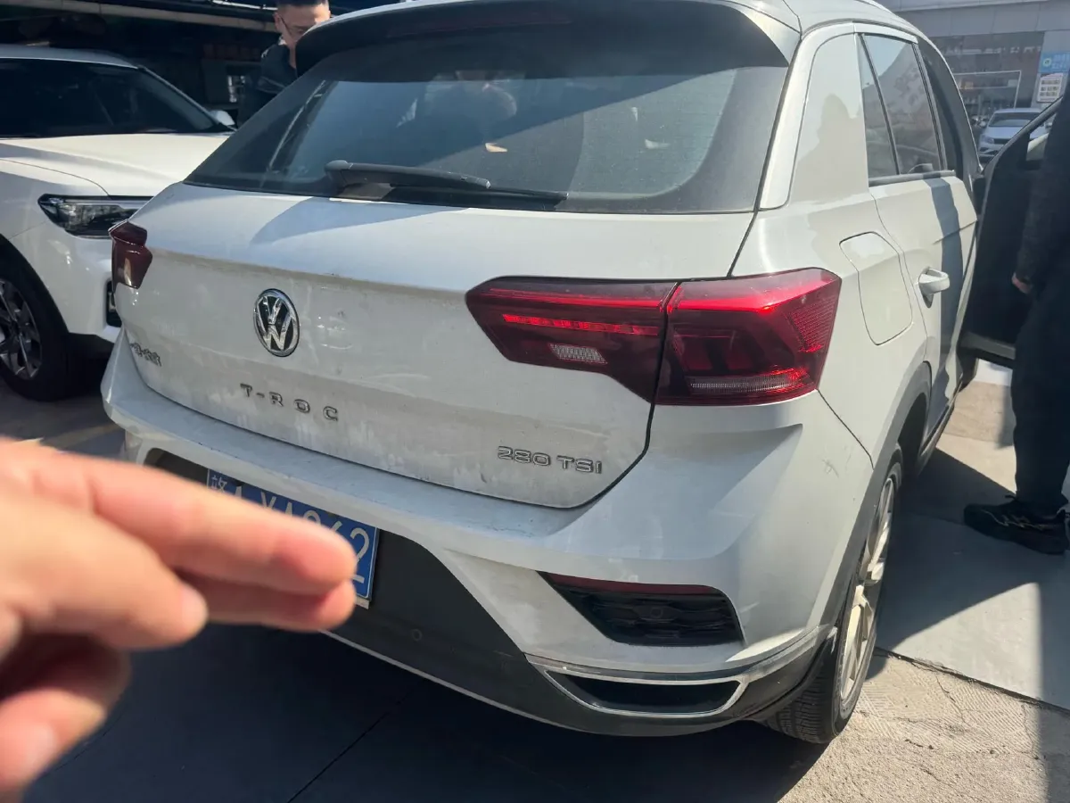 2020 Volkswagen T-Roc 1.4T 150HP L4 7DCT,autocango,china used car exporter,china ev exporter,chinese used car exporter,chinese used ev exporter