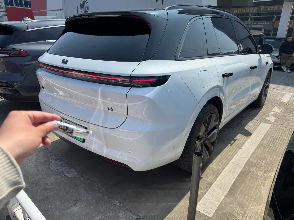 2024 Li L6 Range Extended 154HP L4 REEV 36.8KWH,autocango,china used car exporter,china ev exporter,chinese used car exporter,chinese used ev exporter