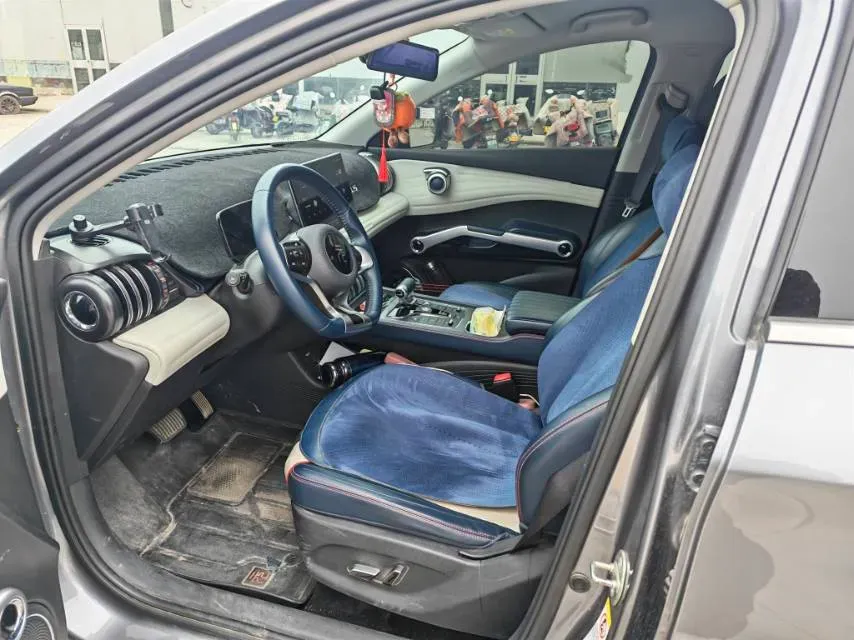 2022 Roewe RX5 MAX 1.5T 181HP L4 6AT,autocango,china used car exporter,china ev exporter,chinese used car exporter,chinese used ev exporter