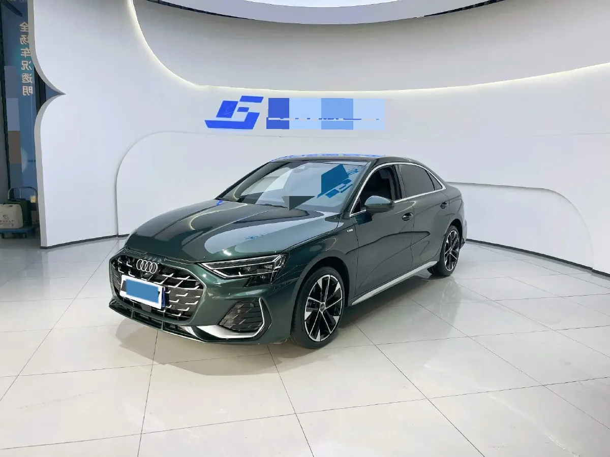 2025 Audi A3 1.5T 160HP L4 7DCT,autocango,china used car exporter,china ev exporter,chinese used car exporter,chinese used ev exporter