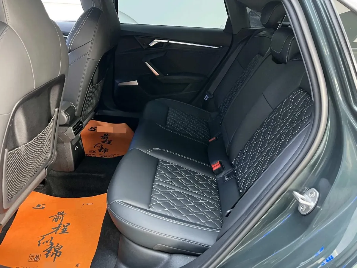 2025 Audi A3 1.5T 160HP L4 7DCT,autocango,china used car exporter,china ev exporter,chinese used car exporter,chinese used ev exporter