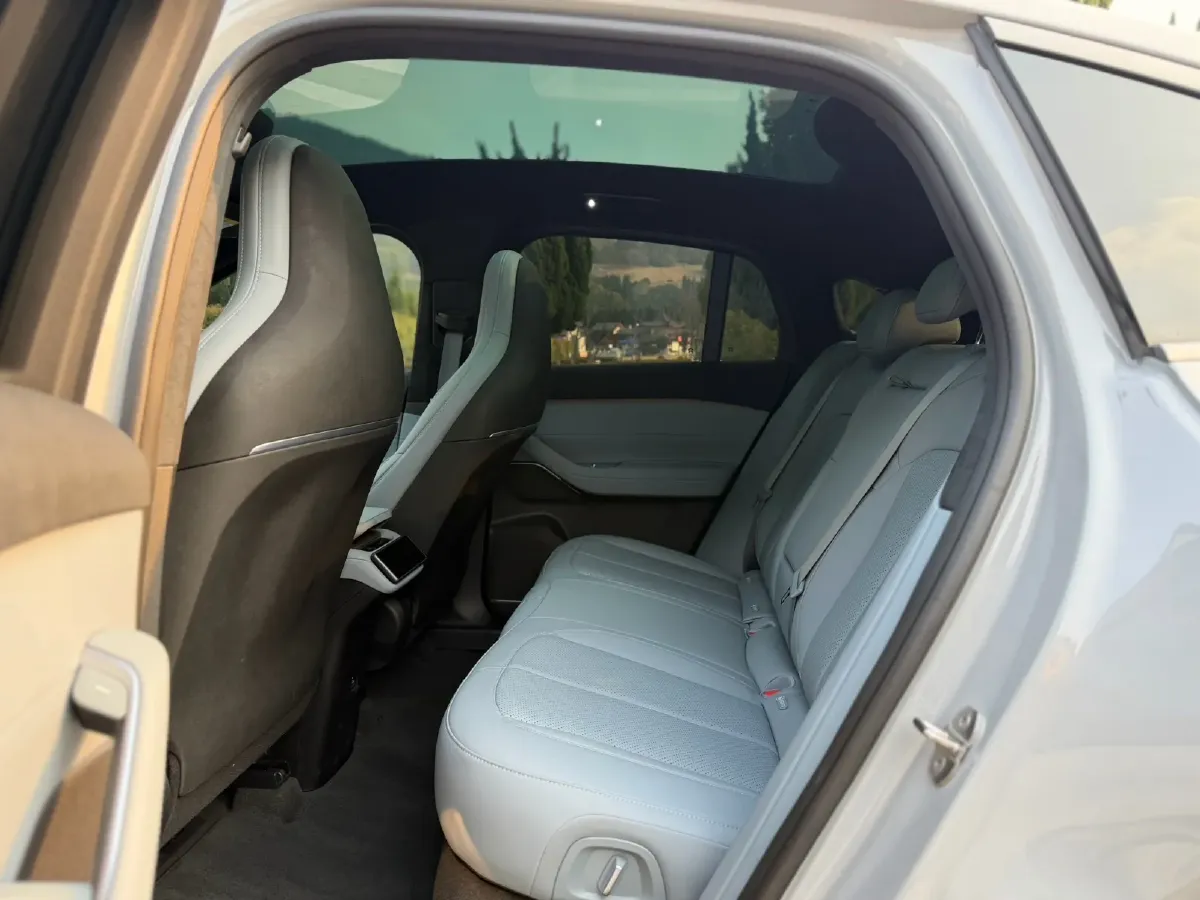 2024 NIO EC6 BEV 75KWH,autocango,china used car exporter,china ev exporter,chinese used car exporter,chinese used ev exporter