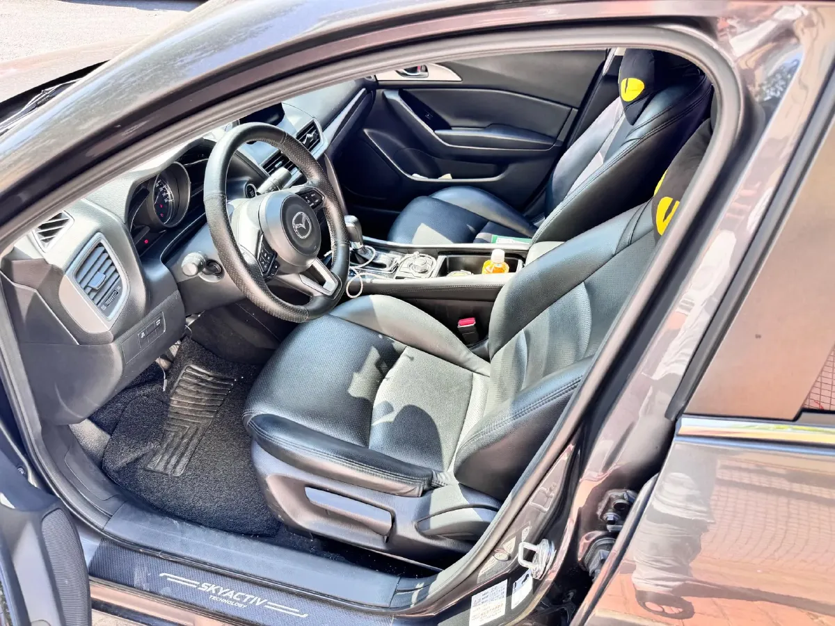 2019 Mazda 3 Axela 1.5L 117HP L4 6AT,autocango,china used car exporter,china ev exporter,chinese used car exporter,chinese used ev exporter