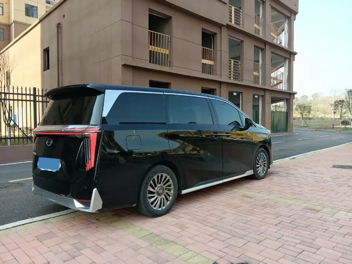 2023 GAC Trumpchi M8 2.0T 252HP L4 8AT,autocango,china used car exporter,china ev exporter,chinese used car exporter,chinese used ev exporter