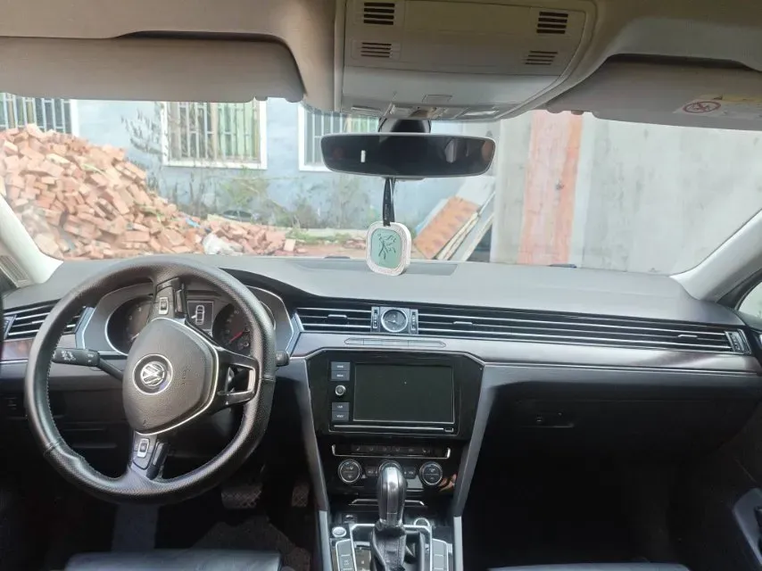 2019 Volkswagen Magotan 2.0T 186HP L4 7DCT,autocango,china used car exporter,china ev exporter,chinese used car exporter,chinese used ev exporter