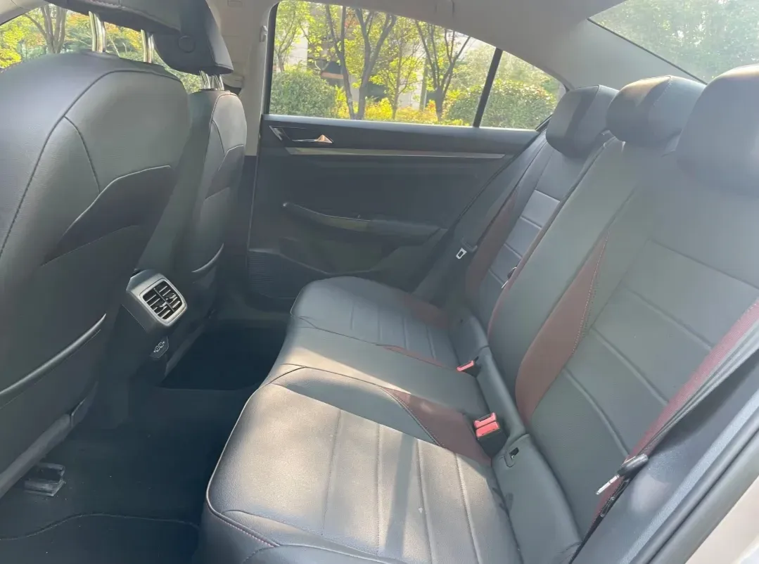 2021 Volkswagen Bora 1.5L 113HP L4 6AT,autocango,china used car exporter,china ev exporter,chinese used car exporter,chinese used ev exporter