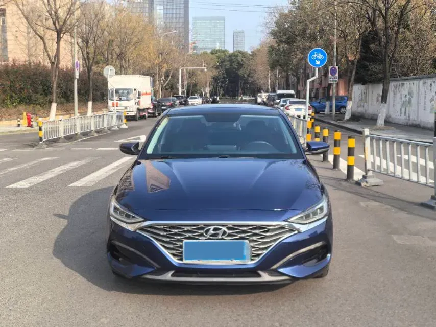 2019 Hyundai La Festa 1.6T 190HP L4 7DCT,autocango,china used car exporter,china ev exporter,chinese used car exporter,chinese used ev exporter